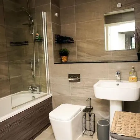 Peaceful 2Br Hideout With Instant Self Check-In At Kelham Island Retreat Sheffield Exterior photo