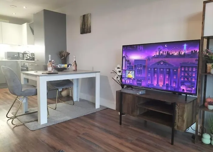 Peaceful 2Br Hideout With Instant Self Check-In At Kelham Island Retreat