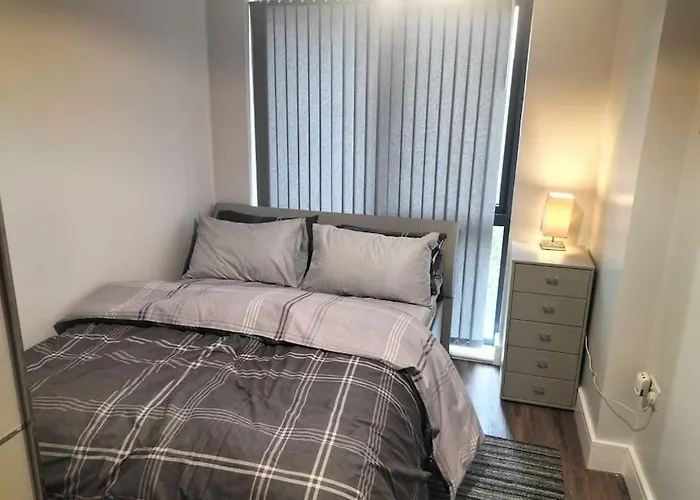 Peaceful 2Br Hideout With Instant Self Check-In At Kelham Island Retreat
